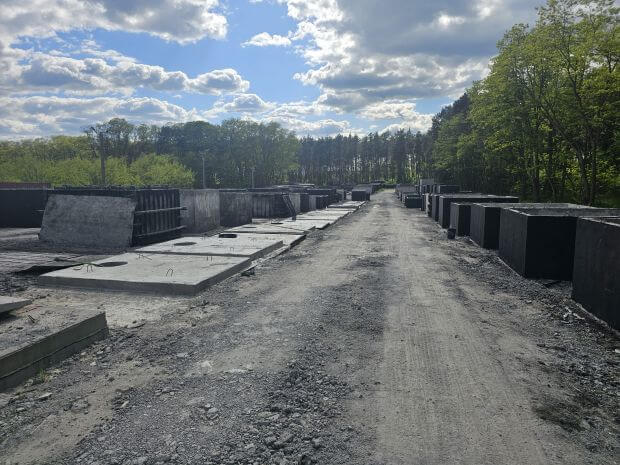 Zbiorniki betonowe różnych pojemności z atestem PZH  w Skarżysku - Kamiennej